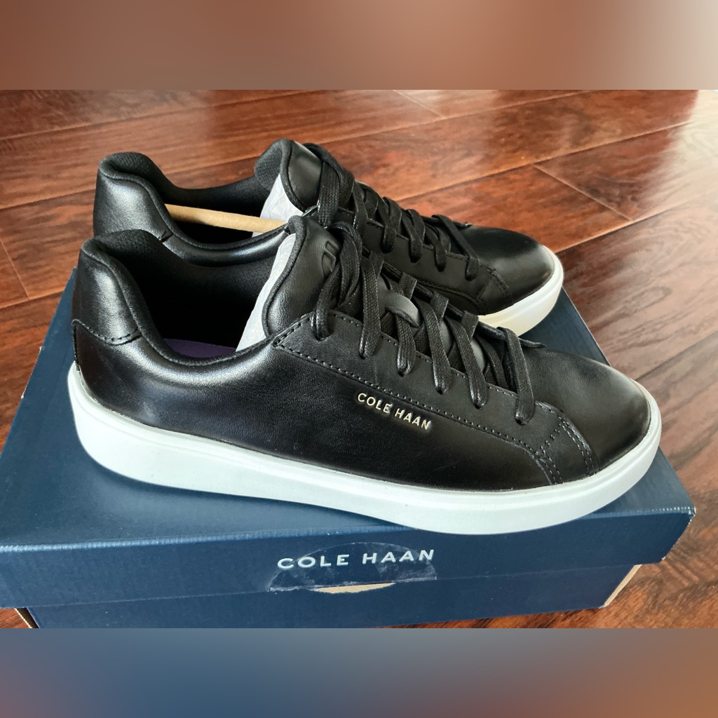 Women's Grand Crosscourt Daily Low-Top Casual Sneakers
